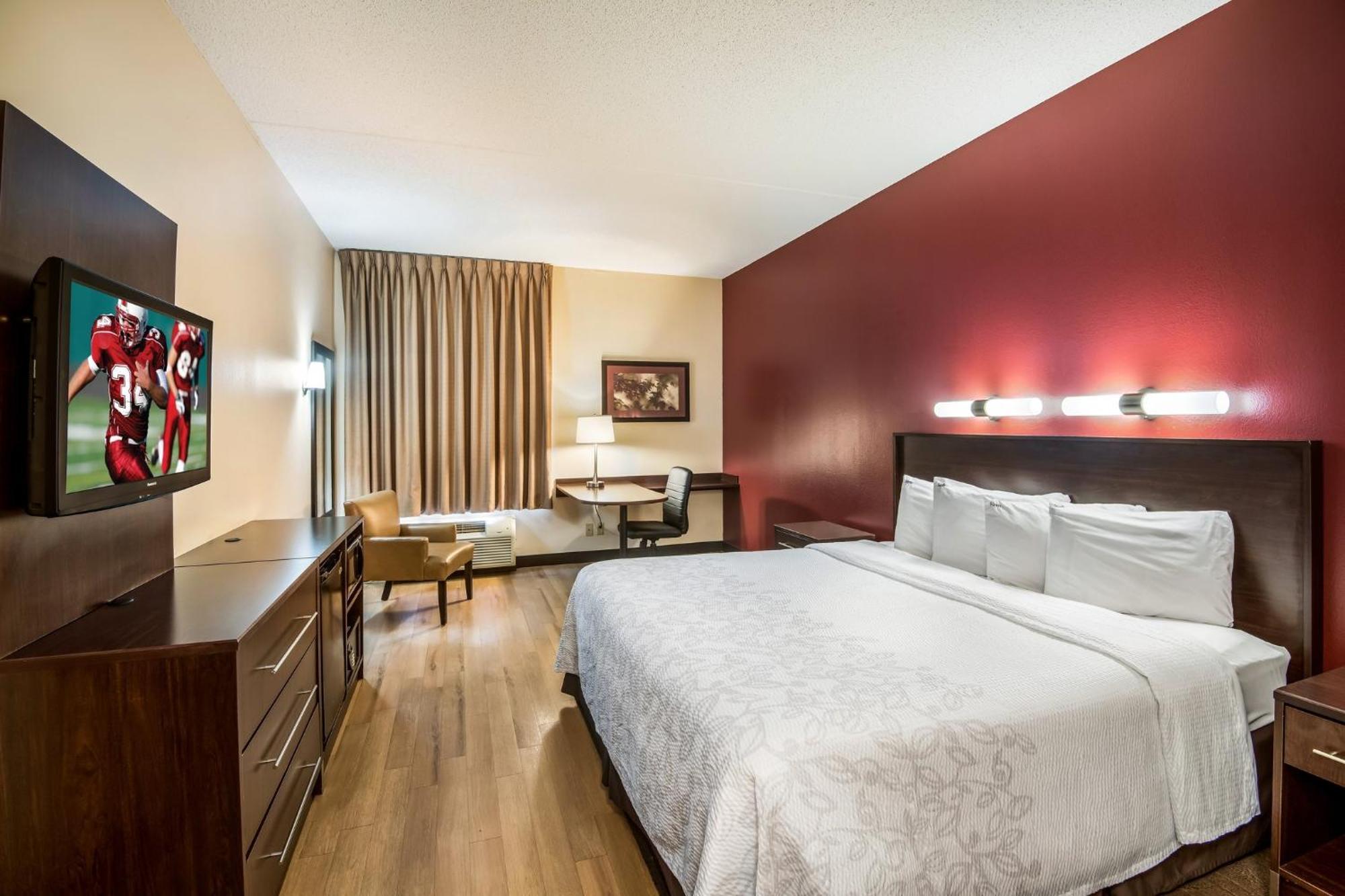 Red Roof Inn Plus+ Houston - Energy Corridor Eksteriør billede