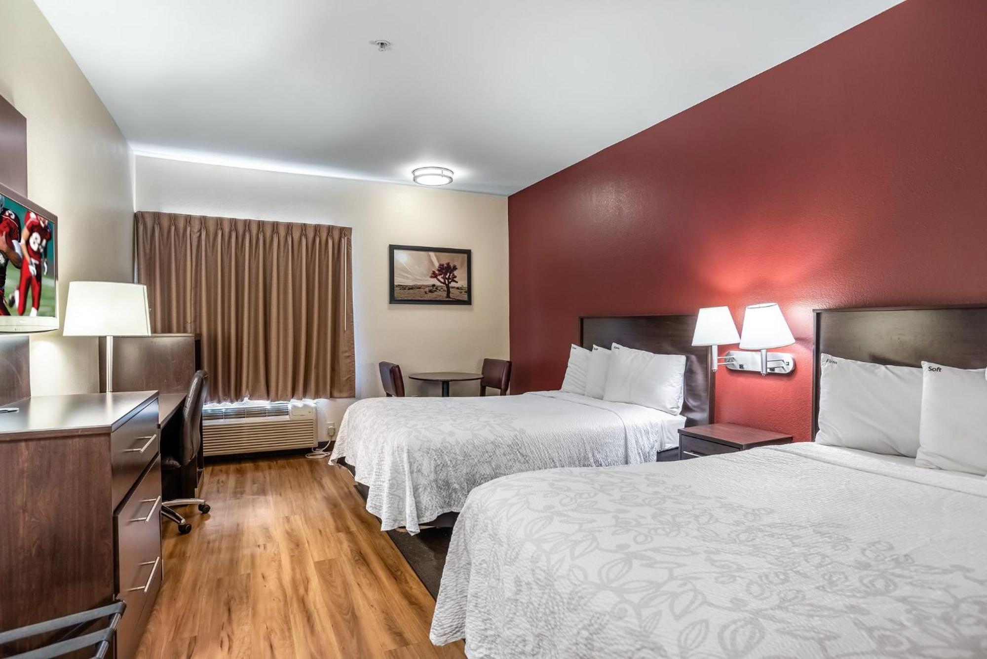 Red Roof Inn Plus+ Houston - Energy Corridor Eksteriør billede