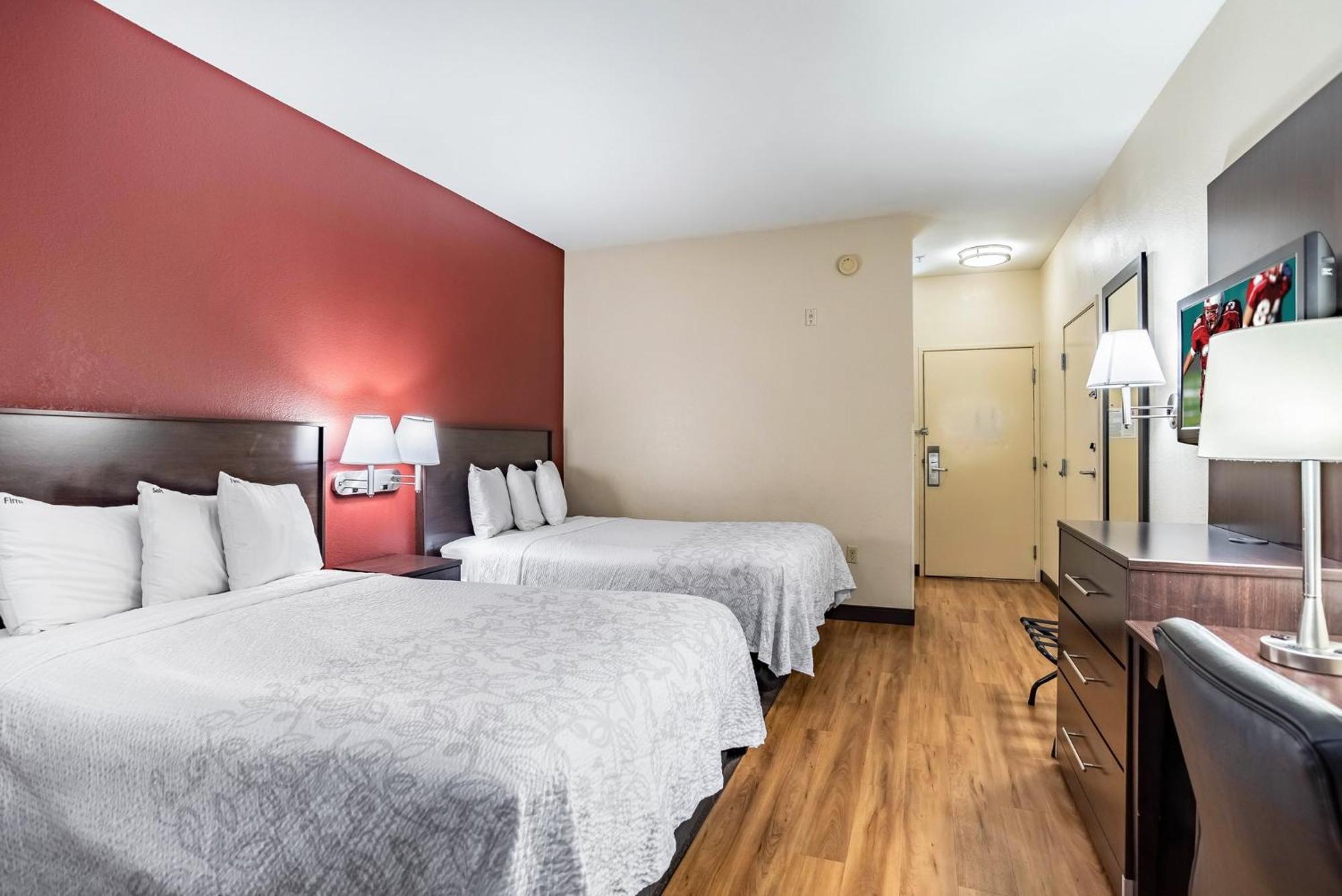 Red Roof Inn Plus+ Houston - Energy Corridor Eksteriør billede