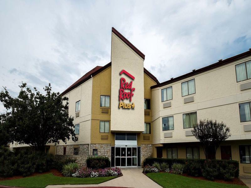 Red Roof Inn Plus+ Houston - Energy Corridor Eksteriør billede